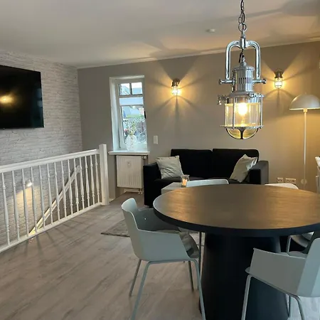 Alte Stadtgaertnerei 1